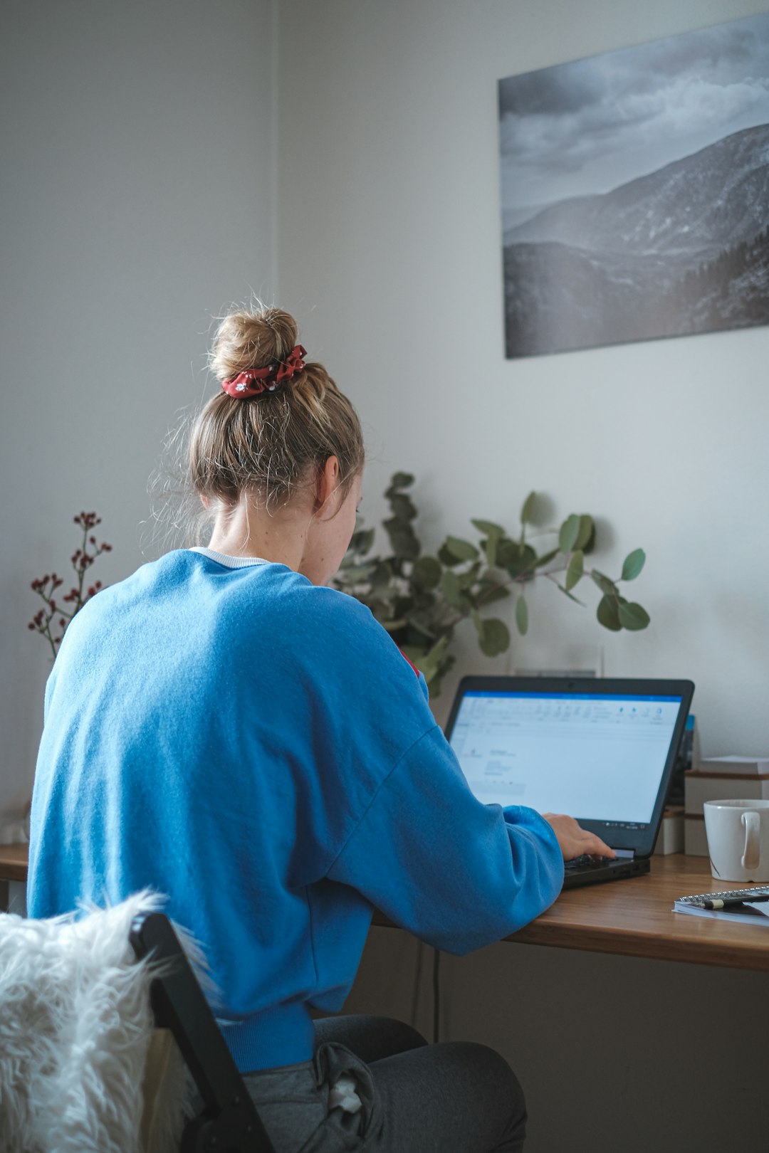 Working at a laptop at home, trying to send a document to the printer
